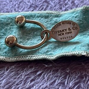 2001 Tiffany & Co. Please Return to Oval Key Tag Chain